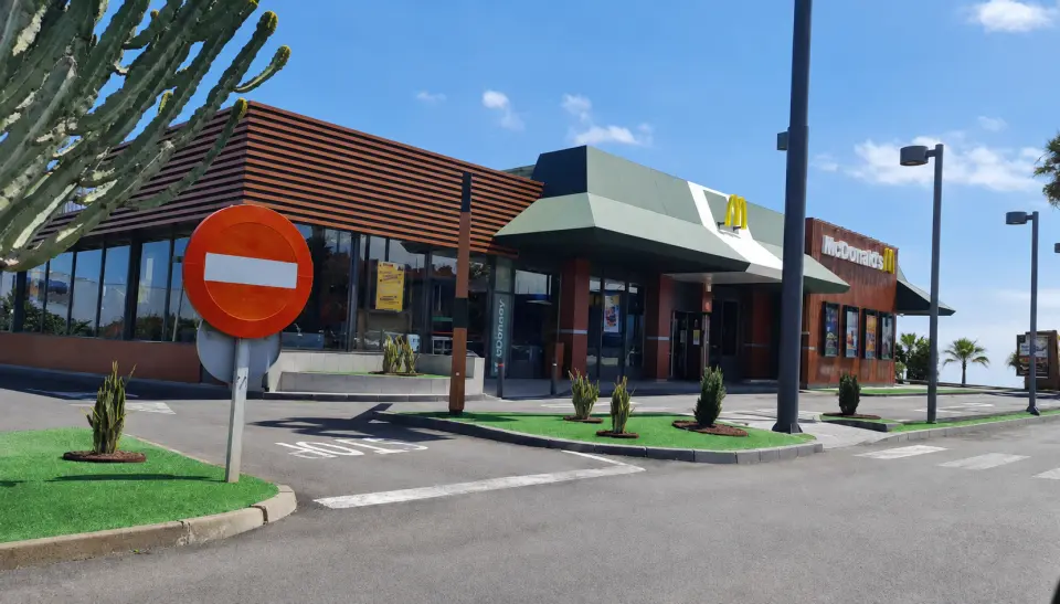 MCDONALD'S