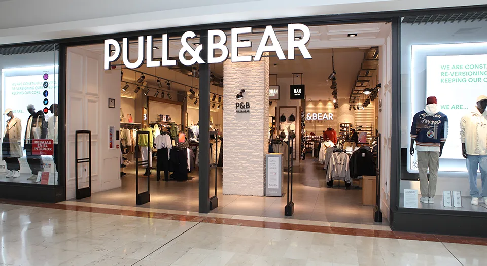 PULL & BEAR